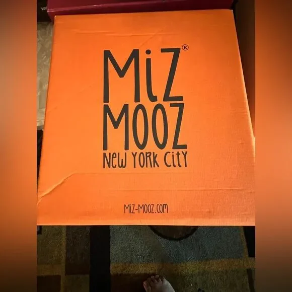 Miz Mooz Naya Women’s Brown Leather Ankle Boot Size 11M - Picture 7 of 7